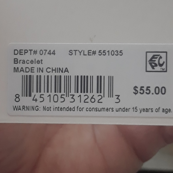 Stainless steel adjustable bracelet. - Picture 3 of 3